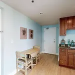 Sterling Breeze 707 Beachside Paradise