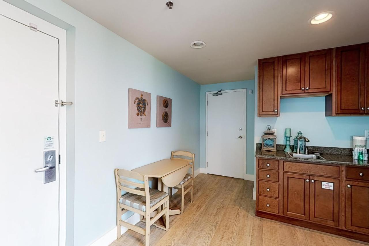 Sterling Breeze 707 Beachside Paradise Panama City Beach